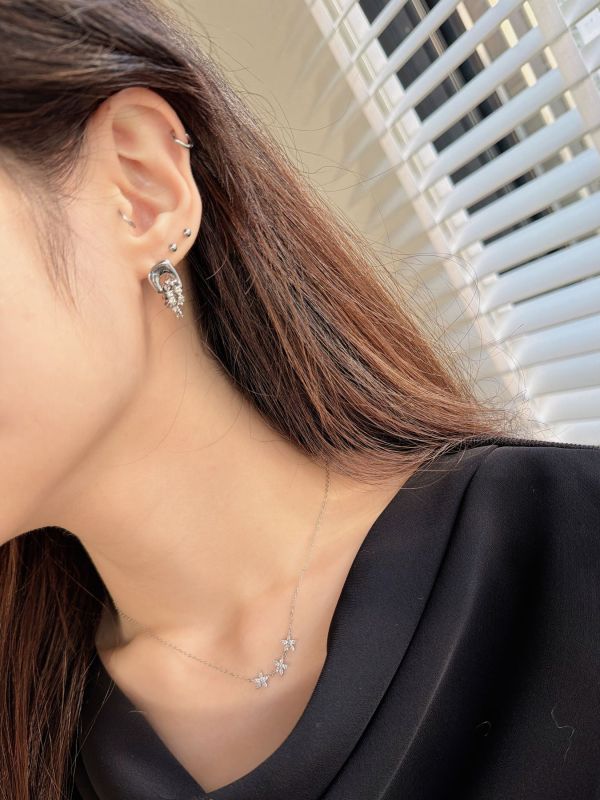 WQB46 設計感水鑽鍊條耳環 