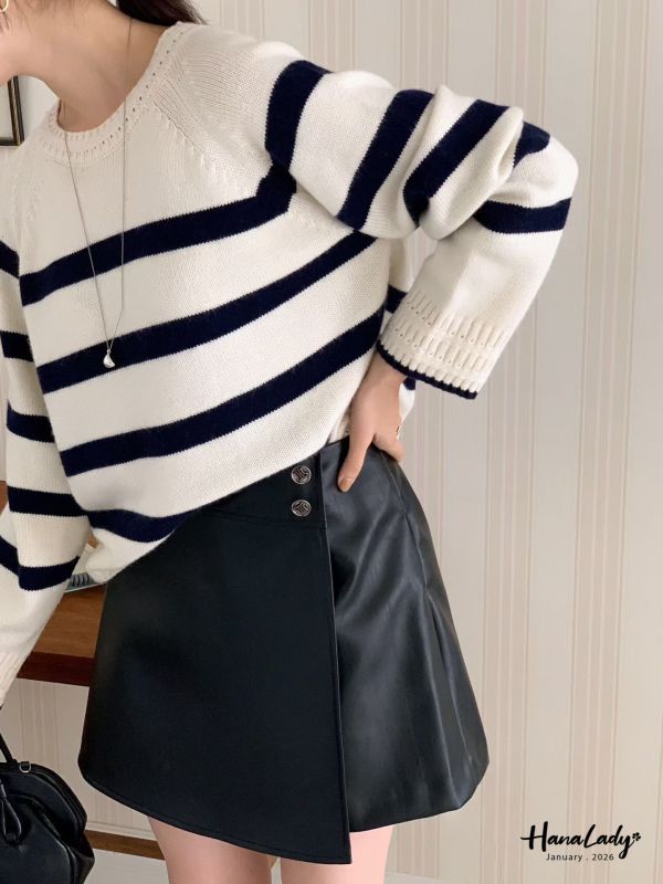 LEA25 坑條滾邊針織上衣 