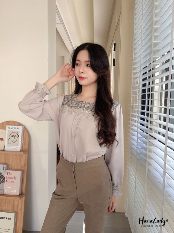 WQA08 毛呢蕾絲方領珍珠雪紡上衣 