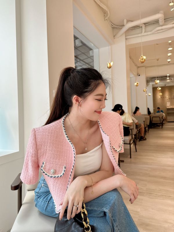 FWB09假口袋滾邊小香外套 