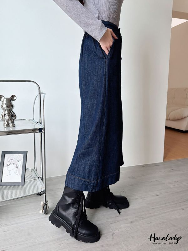 WJA75 前開衩排釦直筒丹寧裙 