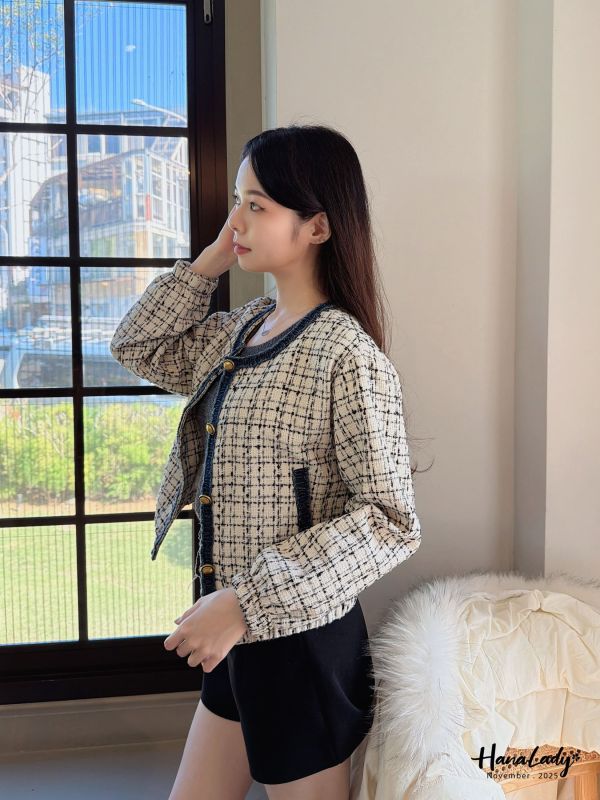 WJB41 十字格紋輕巧毛呢外 