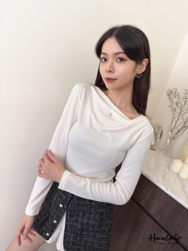 WTA30 垂領棉質圓擺上衣 