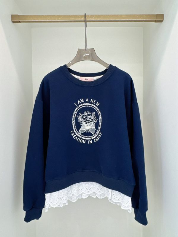 WQA21 花卉釘珠蝴蝶結圓領上衣 