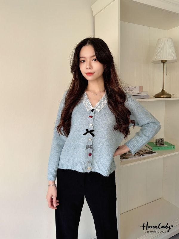 WQA28 超特別造型扭釦針織上衣 