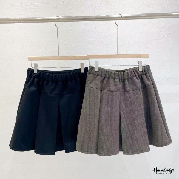 WJA13 質感絨布寬腰百摺褲裙 