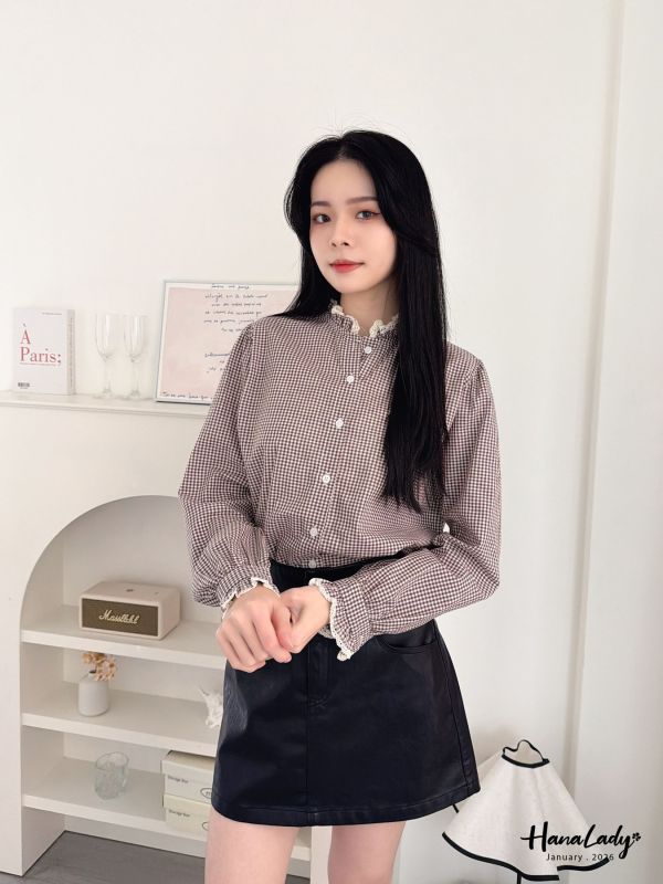 LEA67 拼接蕾絲領格紋襯衫 