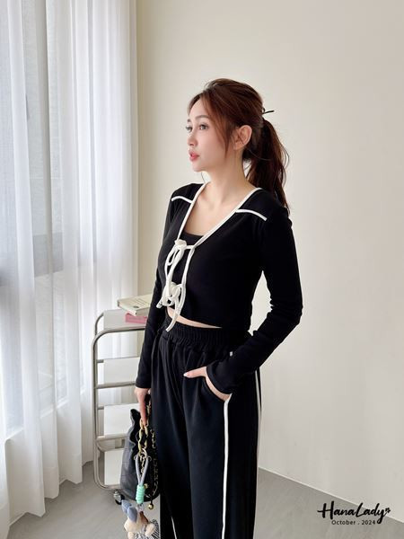 FTA43 簡約線條綁帶上衣 