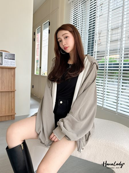 FKA41 克羅心十字刷破連帽外 