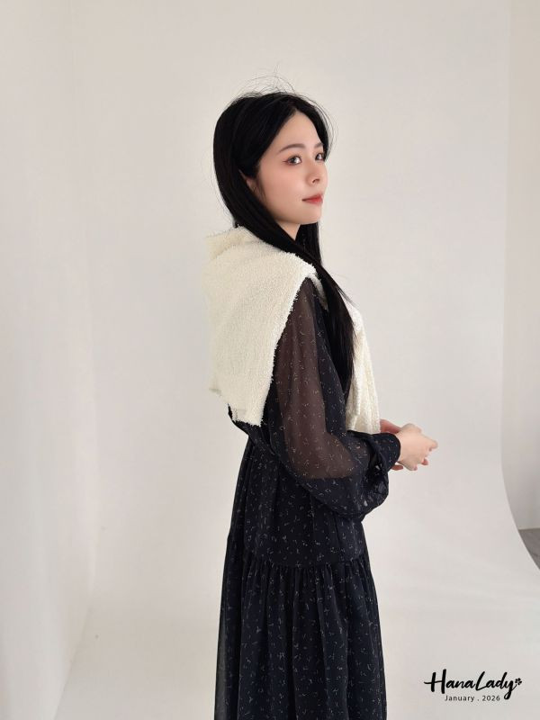 LEA90 復古透袖設計排釦長洋 