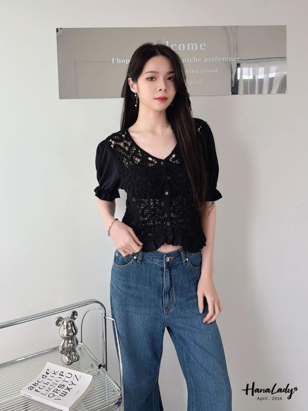 LFA12 高質感雕花布蕾絲上衣 