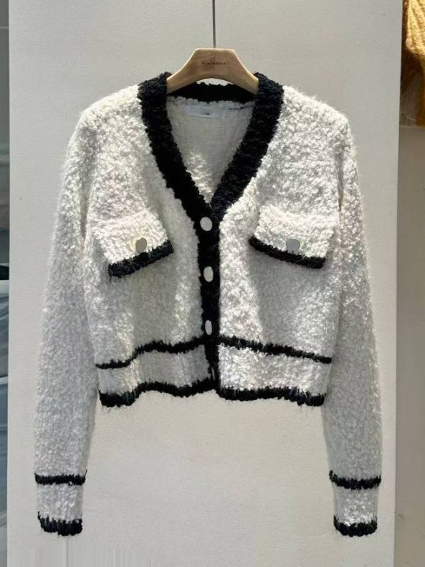 WQB73 小香風線條嫩Q針織上衣 