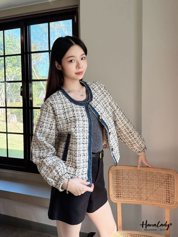 WJB41 十字格紋輕巧毛呢外 