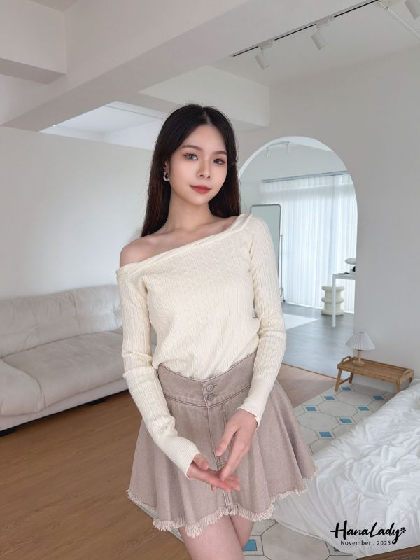 WJA02 氣質麻花領針織上衣 