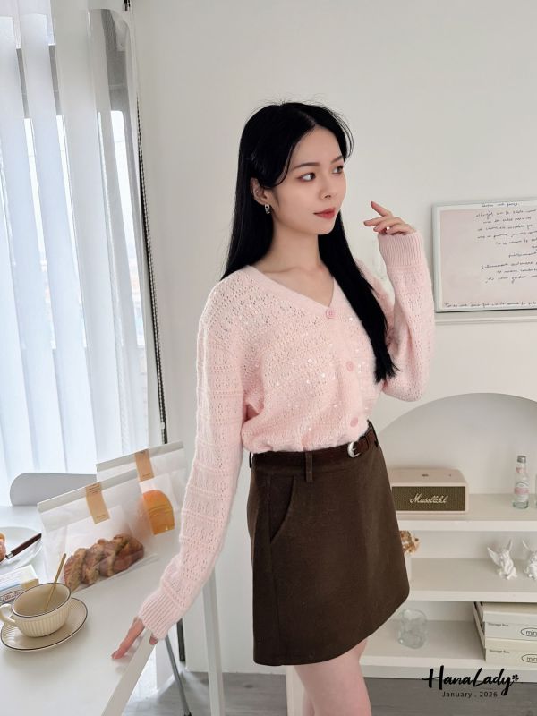 LEA21 簍空洞洞亮片針織上衣 