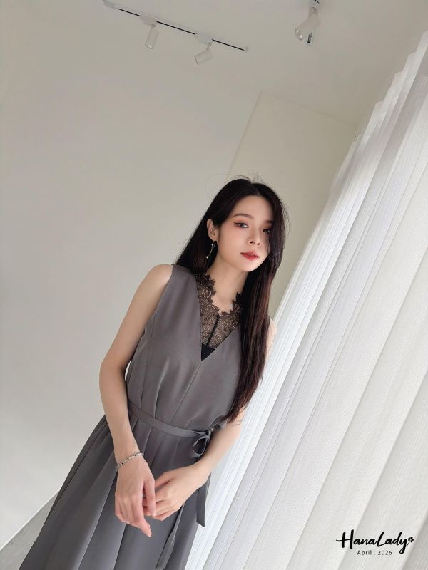 LFA26 高質感蕾絲V領背心長洋 