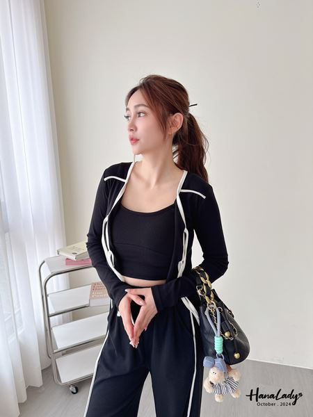 FTA43 簡約線條綁帶上衣 