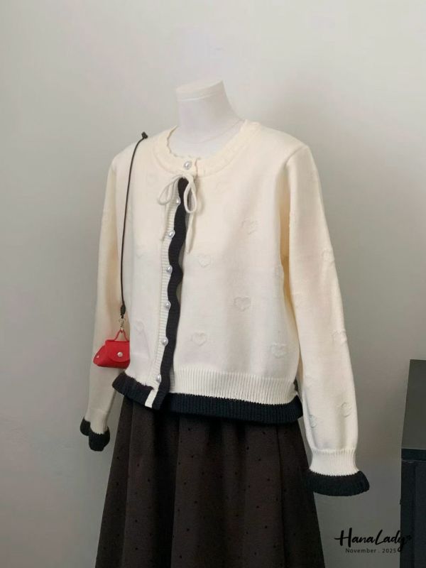 WJA17 減齡必買簍空愛心針織外 