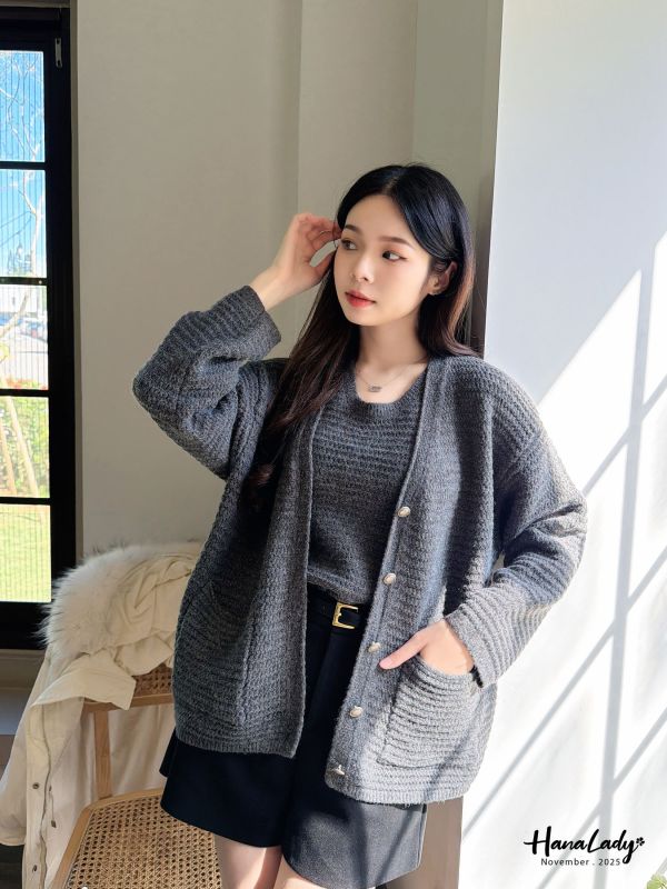 WJB37 超質感兩件式波浪勾針織上衣 