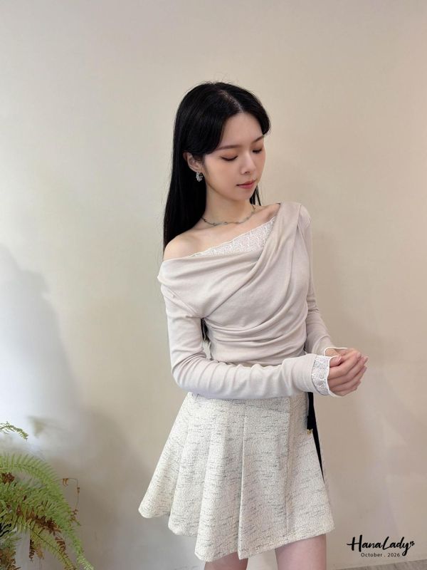 LTA07 甜美蕾絲垂領細針織上衣 