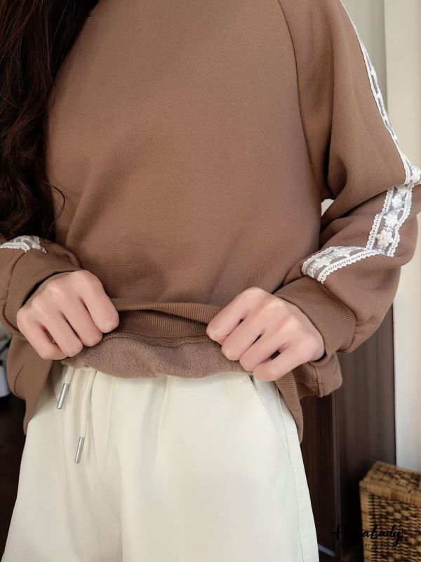 WQA86 蕾絲肩連袖立領內刷毛上衣 