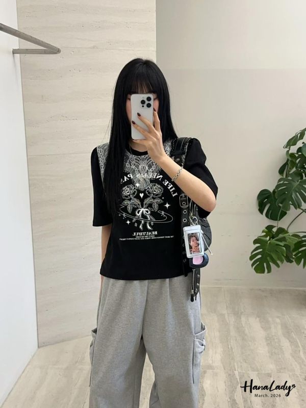 LSA12 玫瑰拼接蕾絲上衣 