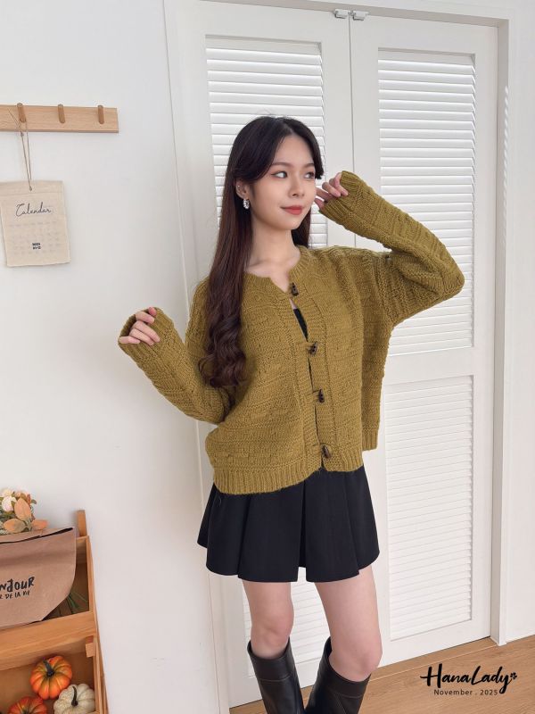 WJA79 精緻木紋牛角釦針織外 