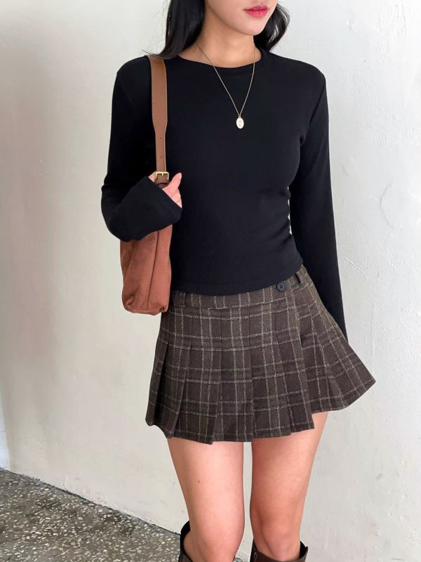 WQA62 坑條針織圓領上衣 