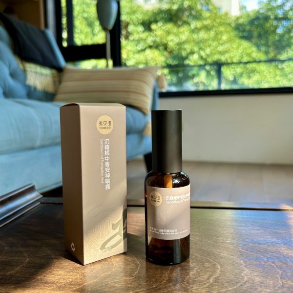 【弗貝多】沉檀帳中香安神噴霧 Sandalwood Tranquility Guardian Mist l 居家安神 驅散濁氣 靜心冥想 出行防護  l  黑碧璽水晶與午時水的結合 l 專注於安定心神與空間守護  l  阿彌陀佛聖誕日 弗貝多, 沉檀安神噴霧, 黑碧璽, 能量屏障, 安神噴霧, 睡眠噴霧, 午時水, 能量保護, 深層安神, 精油噴霧