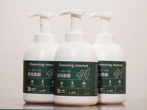 斜槓albert專屬-珈一果萃淨酵清洗慕斯(6瓶裝) 珈一果萃淨酵清洗慕斯.
珈一.
果萃淨酵清洗慕斯