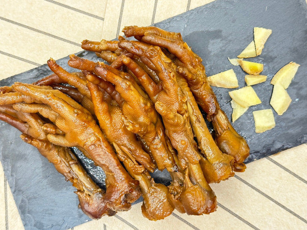 獨家袐製滷雞爪 