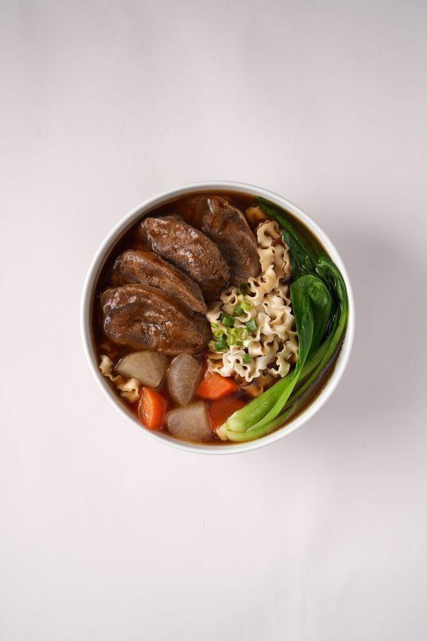 馥桂紅燒牛肉麵(冷凍調理包2入/組) 