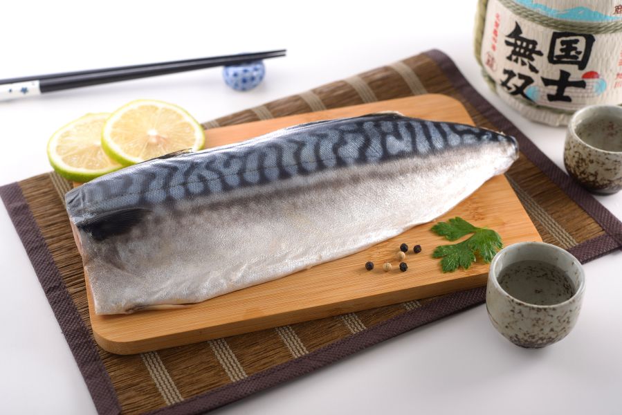 薄鹽鯖魚(冷凍品 2L等級 230g ±30g/片) 