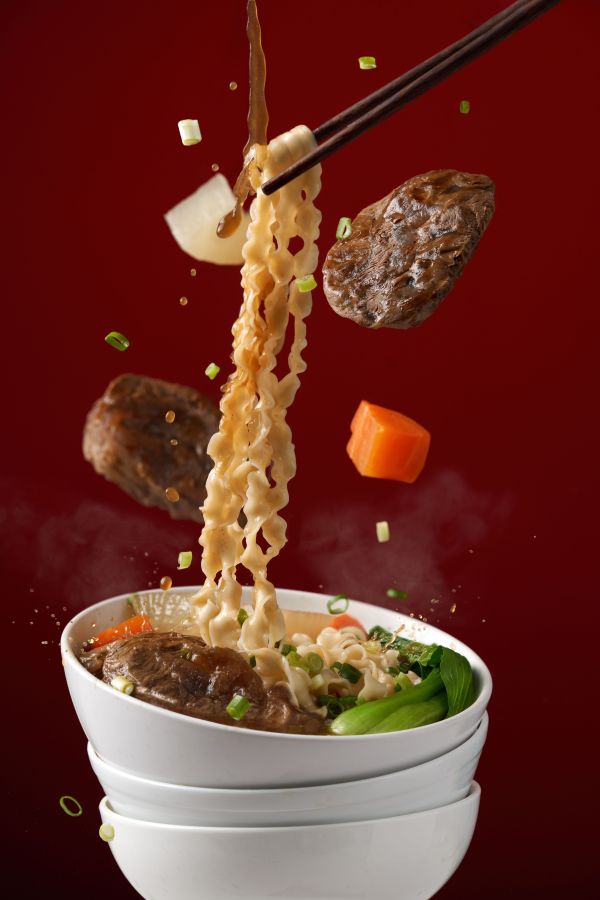 馥桂紅燒牛肉麵(冷凍調理包4入/組) 