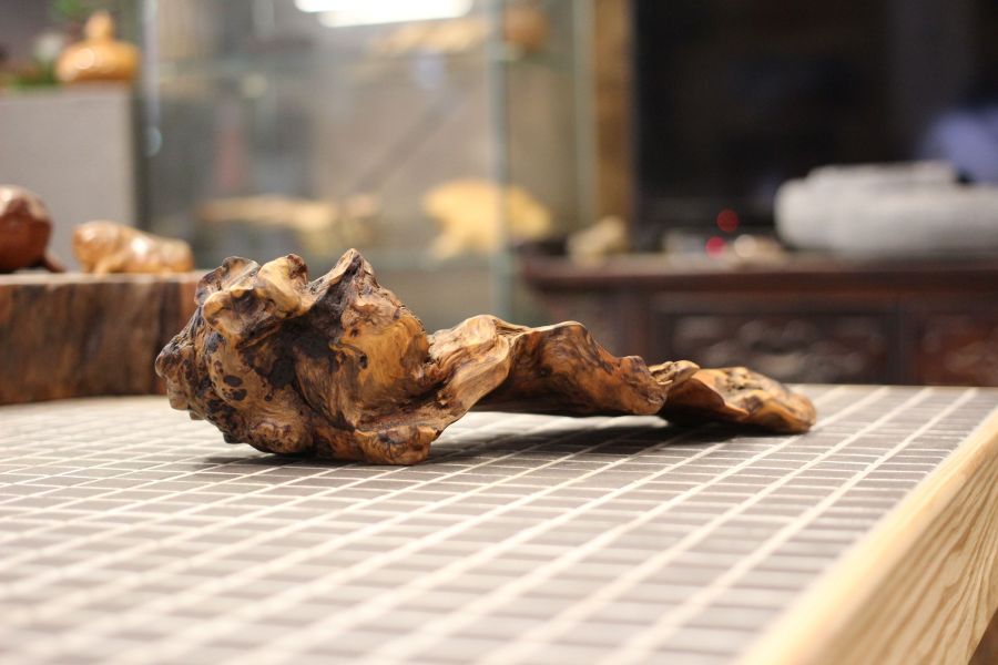 黃檜樹瘤 隨形臥香座 木藝擺飾 三峽日月坊出品 