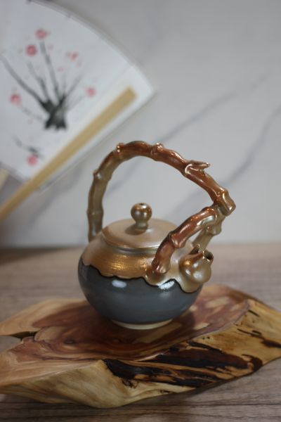 柴燒金銀彩 竹節提樑茶壺 -葉敏祥老師 