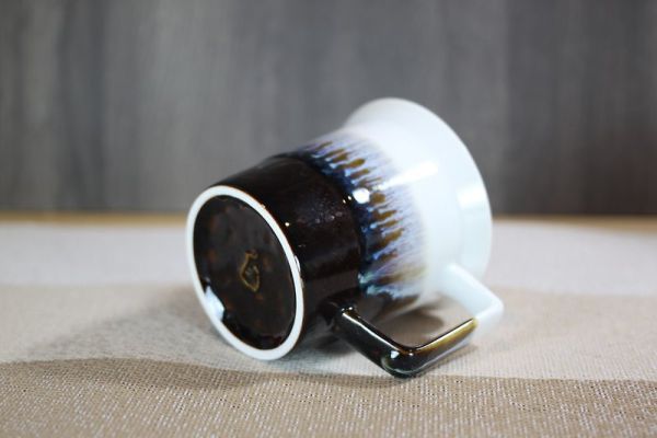 溶洞 方韻杯 自然釉文創 台灣鶯歌製 240ml 