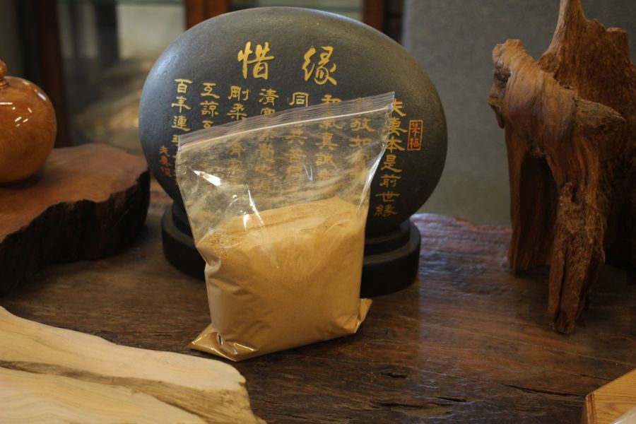 100%台灣肖楠香粉 無香料 原木打磨 三峽日月坊 