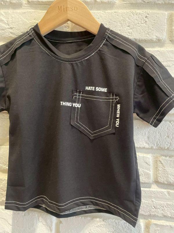 2697-2現貨夏款男童黑色帥酷車線上衣尺寸90-130 