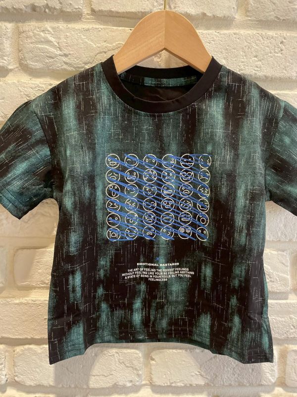 26108-2現貨夏款男童綠色滿版微笑上衣尺寸90-130 