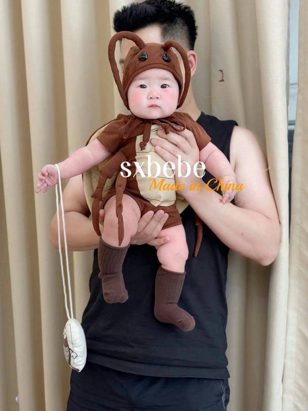 預購男寶蟑螂造型包屁衣含帽 