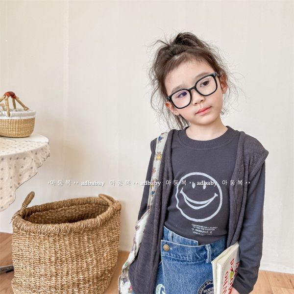 預購秋款男女童微笑上衣尺寸80-130 