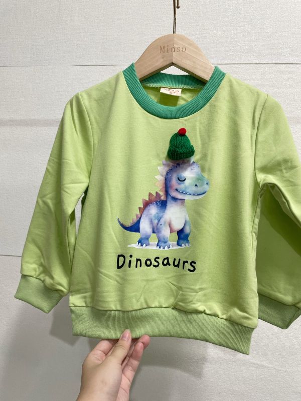現貨秋款男童恐龍上衣 