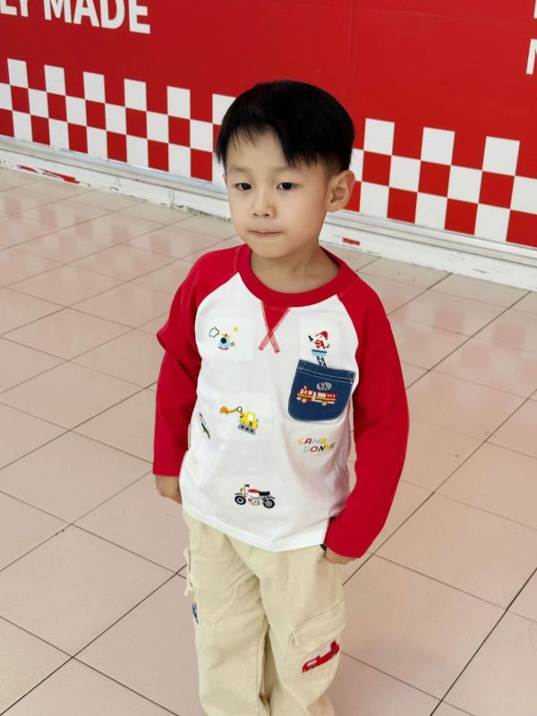 現貨+預購日單男童交通工具上衣尺寸90-130 