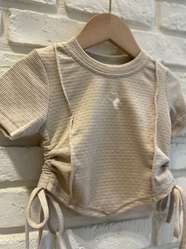 26195-1現貨夏款女童奶茶色刺鏽抽繩短版上衣尺寸80-120 