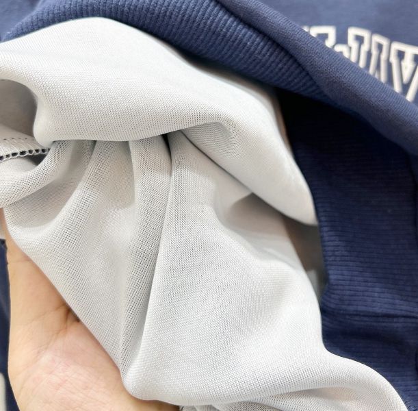 預購秋款男童機器人上衣尺寸100-150 