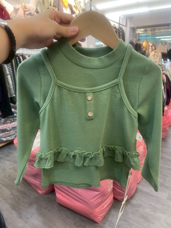 F22現貨秋款女童真兩件上衣尺寸100-140(版型偏小） 