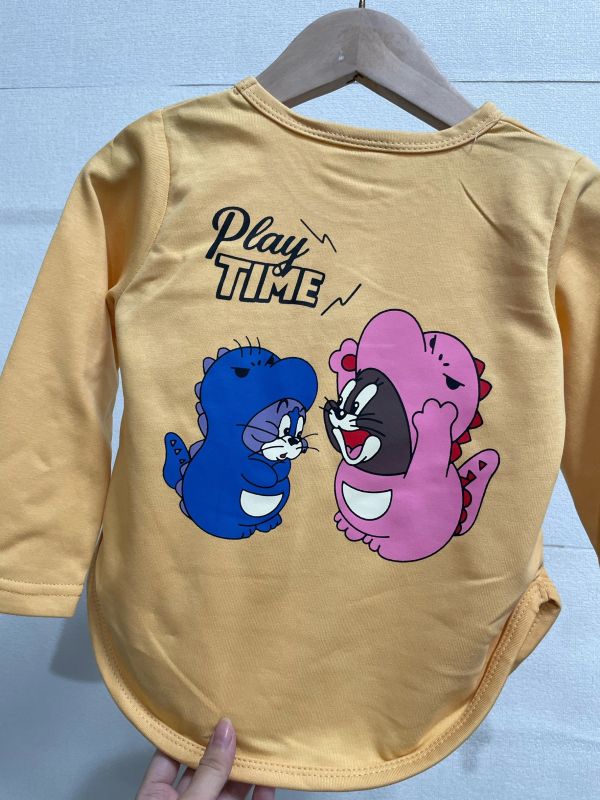 現貨秋款男女童傑利鼠上衣 