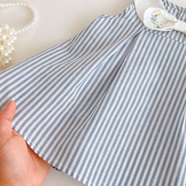 【預購】夏款--女童蝴蝶結刺繡背心洋裝 