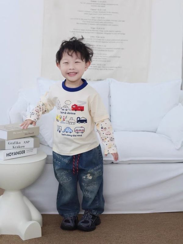 現貨秋款日單男童車車假兩件上衣尺寸90-130 